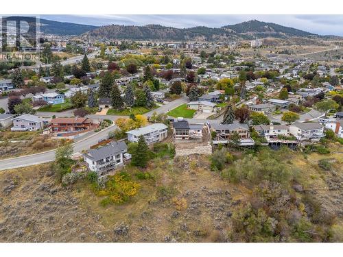 402 Strathcona Terrace, Kamloops, BC - Outdoor With View