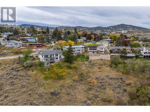 402 Strathcona Terrace, Kamloops, BC - Outdoor With View