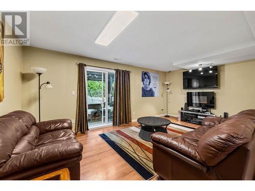 829 Dunrobin Drive, Kamloops, BC - Indoor