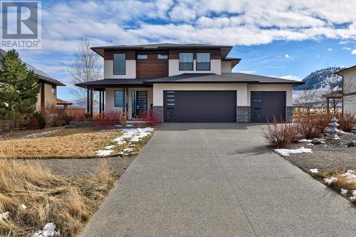 205 Rue Cheval Noir, Kamloops, BC - Outdoor With Facade