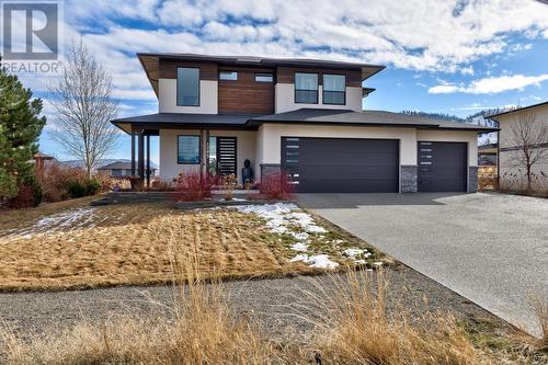 205 Rue Cheval Noir, Kamloops, BC - Outdoor With Facade