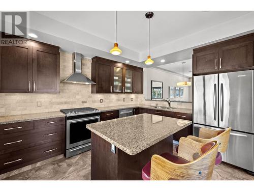 576 Nicola Street Unit# 1, Kamloops, BC - Indoor Photo Showing Kitchen With Stainless Steel Kitchen With Upgraded Kitchen