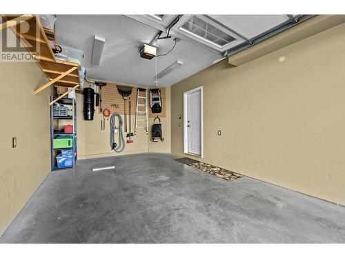 576 Nicola Street Unit# 1, Kamloops, BC - Indoor Photo Showing Garage