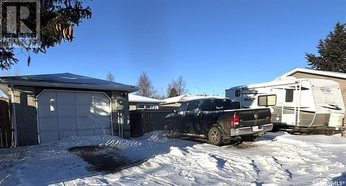 542 104Th Street, North Battleford, SK - Outdoor