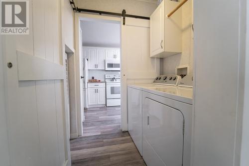 1250 Hillside Avenue Unit# 4, Chase, BC - Indoor Photo Showing Laundry Room