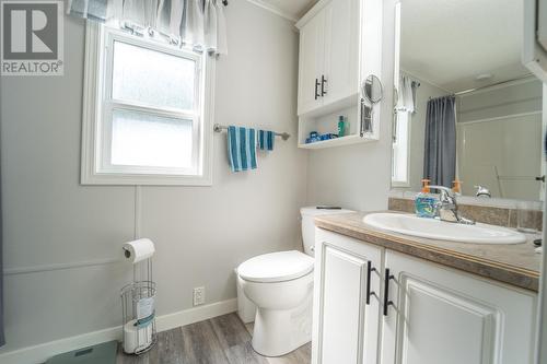 1250 Hillside Avenue Unit# 4, Chase, BC - Indoor Photo Showing Bathroom