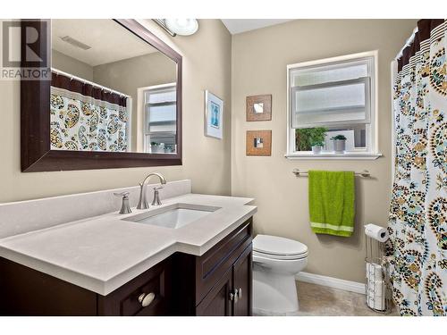 3639 Overlander Drive, Kamloops, BC - Indoor Photo Showing Bathroom