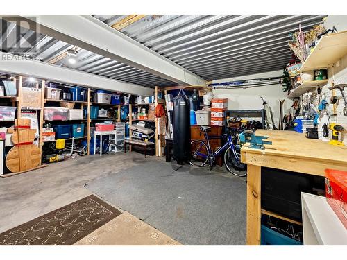 3639 Overlander Drive, Kamloops, BC - Indoor Photo Showing Garage