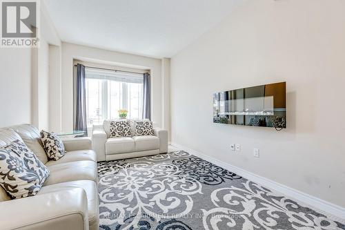 4184 Galileo Common Drive, Burlington, ON - Indoor Photo Showing Living Room