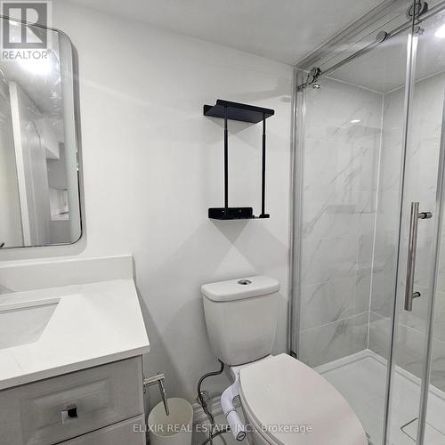 15 Cobriza Crescent, Brampton, ON - Indoor Photo Showing Bathroom