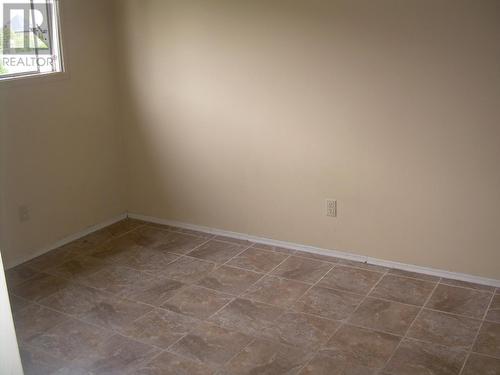 2575-2587 Thompson Drive, Kamloops, BC - Indoor Photo Showing Other Room