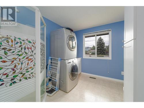 2599 Qu'Appelle Boulevard, Kamloops, BC - Indoor Photo Showing Laundry Room