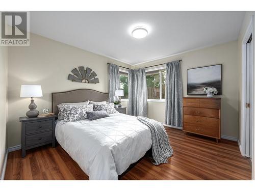 6712 Pinecrest Drive, Kamloops, BC - Indoor Photo Showing Bedroom