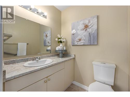 6712 Pinecrest Drive, Kamloops, BC - Indoor Photo Showing Bathroom