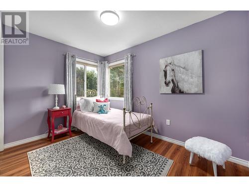 6712 Pinecrest Drive, Kamloops, BC - Indoor Photo Showing Bedroom