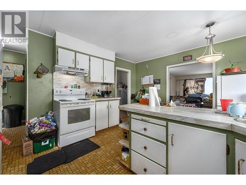 281 Tingley Street, Ashcroft, BC - Indoor Photo Showing Kitchen