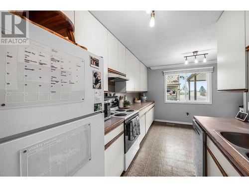 1469 Springhill Drive Unit# 36, Kamloops, BC - Indoor Photo Showing Kitchen