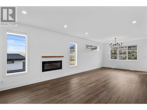 240 Holloway Drive, Kamloops, BC - Indoor Photo Showing Living Room With Fireplace