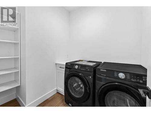 240 Holloway Drive, Kamloops, BC - Indoor Photo Showing Laundry Room