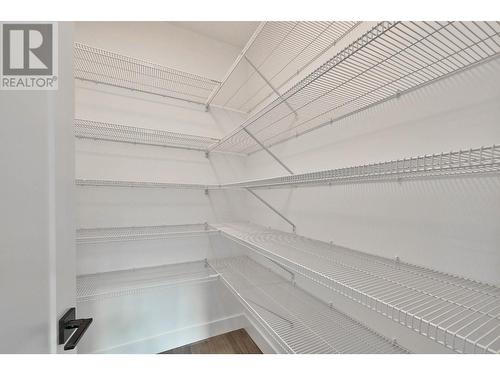 240 Holloway Drive, Kamloops, BC - Indoor With Storage