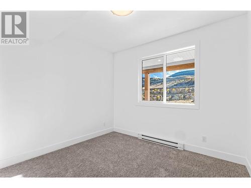 240 Holloway Drive, Kamloops, BC - Indoor Photo Showing Other Room