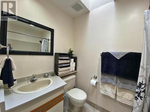 380 Mattoch Mckeague Road, Kamloops, BC - Indoor Photo Showing Bathroom