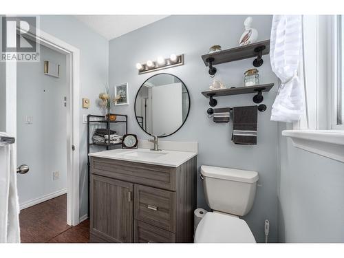 707 Elm Street, Ashcroft, BC - Indoor Photo Showing Bathroom