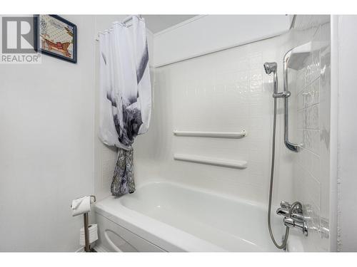 707 Elm Street, Ashcroft, BC - Indoor Photo Showing Bathroom