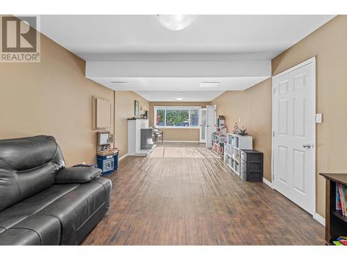 1880 Springhill Drive, Kamloops, BC - Indoor