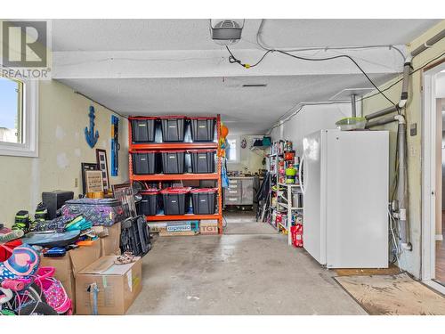 1880 Springhill Drive, Kamloops, BC - Indoor Photo Showing Garage