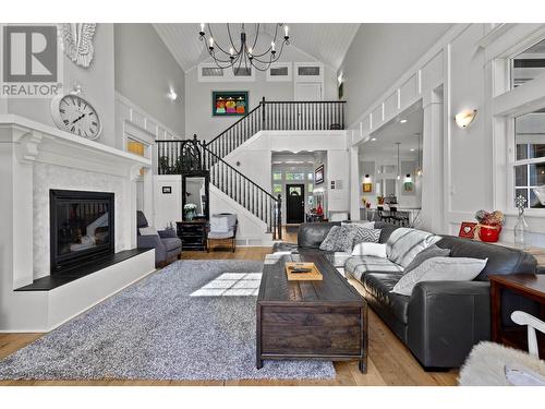 2451 Tranquille Road, Kamloops, BC - Indoor Photo Showing Living Room With Fireplace