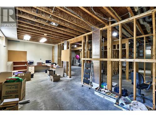 2451 Tranquille Road, Kamloops, BC - Indoor Photo Showing Basement