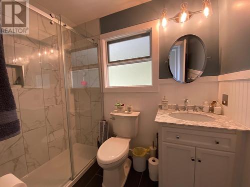 371 Deejay Road, Barriere, BC - Indoor Photo Showing Bathroom