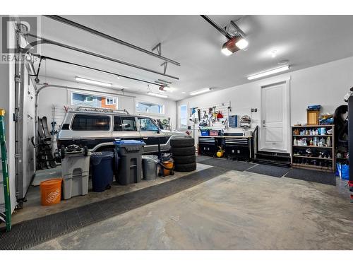 1831 Primrose Crescent, Kamloops, BC - Indoor Photo Showing Garage