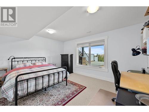 1831 Primrose Crescent, Kamloops, BC - Indoor Photo Showing Bedroom