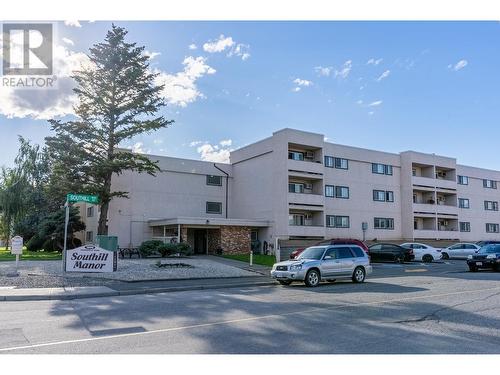 1900 Tranquille Road Unit# 19, Kamloops, BC - Outdoor With Facade