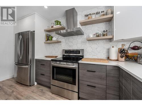 324 Orchard Lake Road, Kamloops, BC - Indoor Photo Showing Kitchen