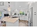 562 Trillium Court, Kamloops, BC  - Indoor Photo Showing Kitchen With Upgraded Kitchen 