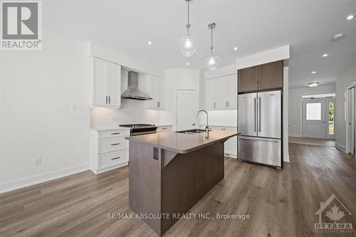 8 Taber Street, Carleton Place, ON - Indoor Photo Showing Kitchen With Upgraded Kitchen