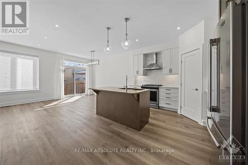 8 Taber Street, Carleton Place, ON - Indoor Photo Showing Kitchen With Upgraded Kitchen