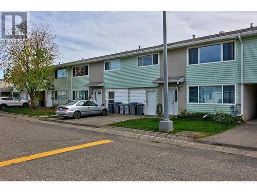 800 Valhalla Drive Unit# 31, Kamloops, BC - Outdoor With Facade