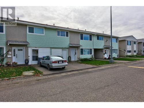 800 Valhalla Drive Unit# 31, Kamloops, BC - Outdoor With Facade