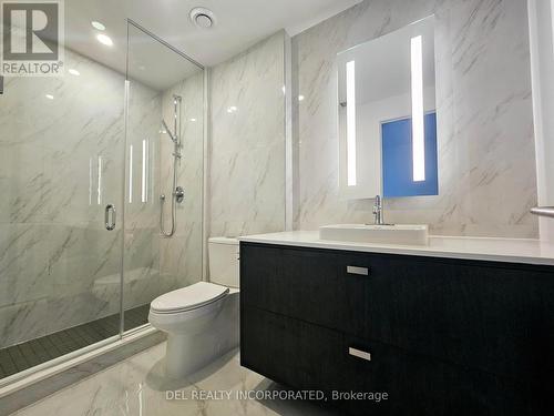 604 - 10 Inn On The Park Drive, Toronto, ON - Indoor Photo Showing Bathroom