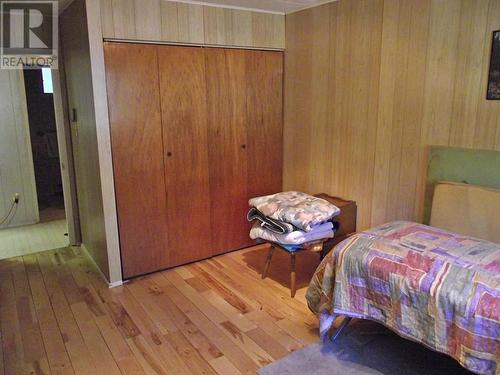 2055 Agate Bay Road, Barriere, BC - Indoor Photo Showing Bedroom