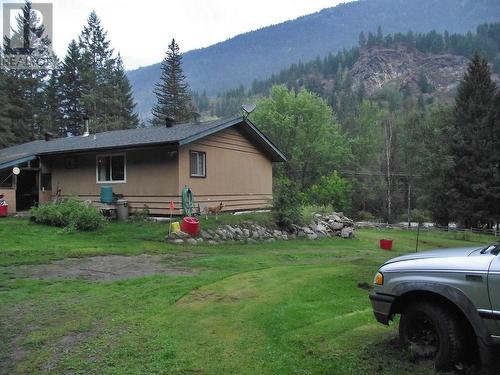 2055 Agate Bay Road, Barriere, BC - Outdoor