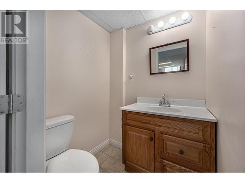 531 Oriole Way, Barriere, BC - Indoor Photo Showing Bathroom