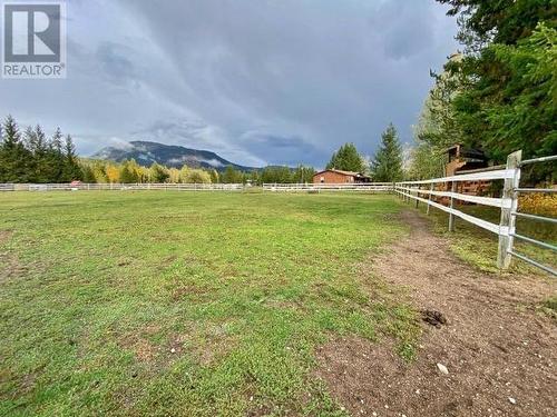 2916 Barriere Lakes Road, Barriere, BC - Outdoor With View