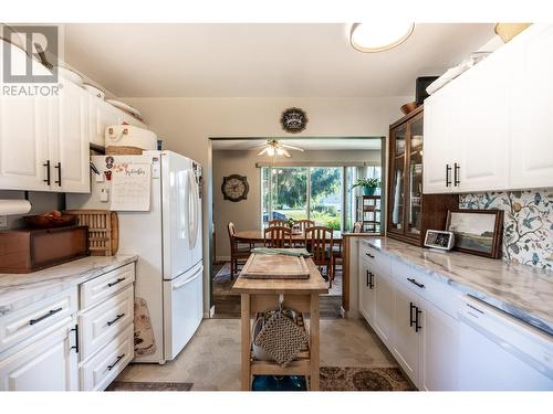 16 Galena Avenue, Logan Lake, BC - Indoor Photo Showing Kitchen