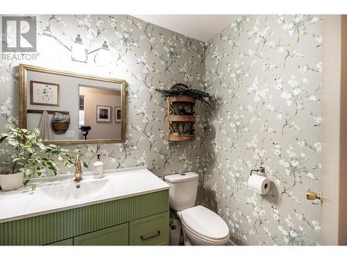 16 Galena Avenue, Logan Lake, BC - Indoor Photo Showing Bathroom