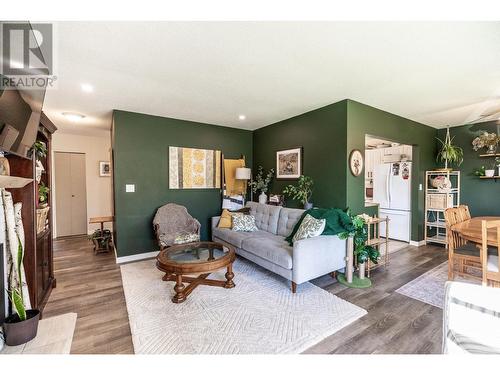 16 Galena Avenue, Logan Lake, BC - Indoor Photo Showing Living Room